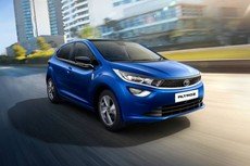 Tata Altroz 2023-2025